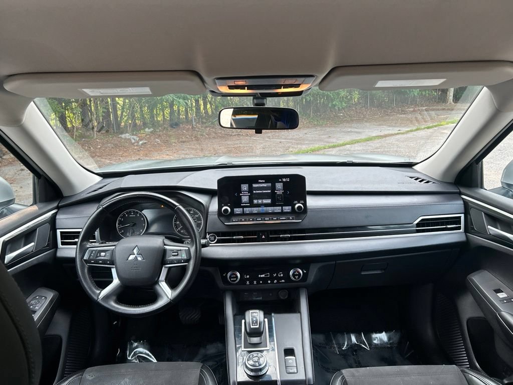 Used 2024 Mitsubishi Outlander SE FWD image 29