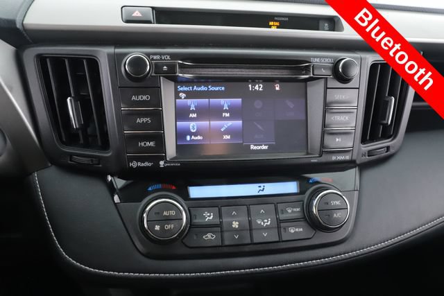 Used 2016 Toyota RAV4 XLE AWD/4WD image 3