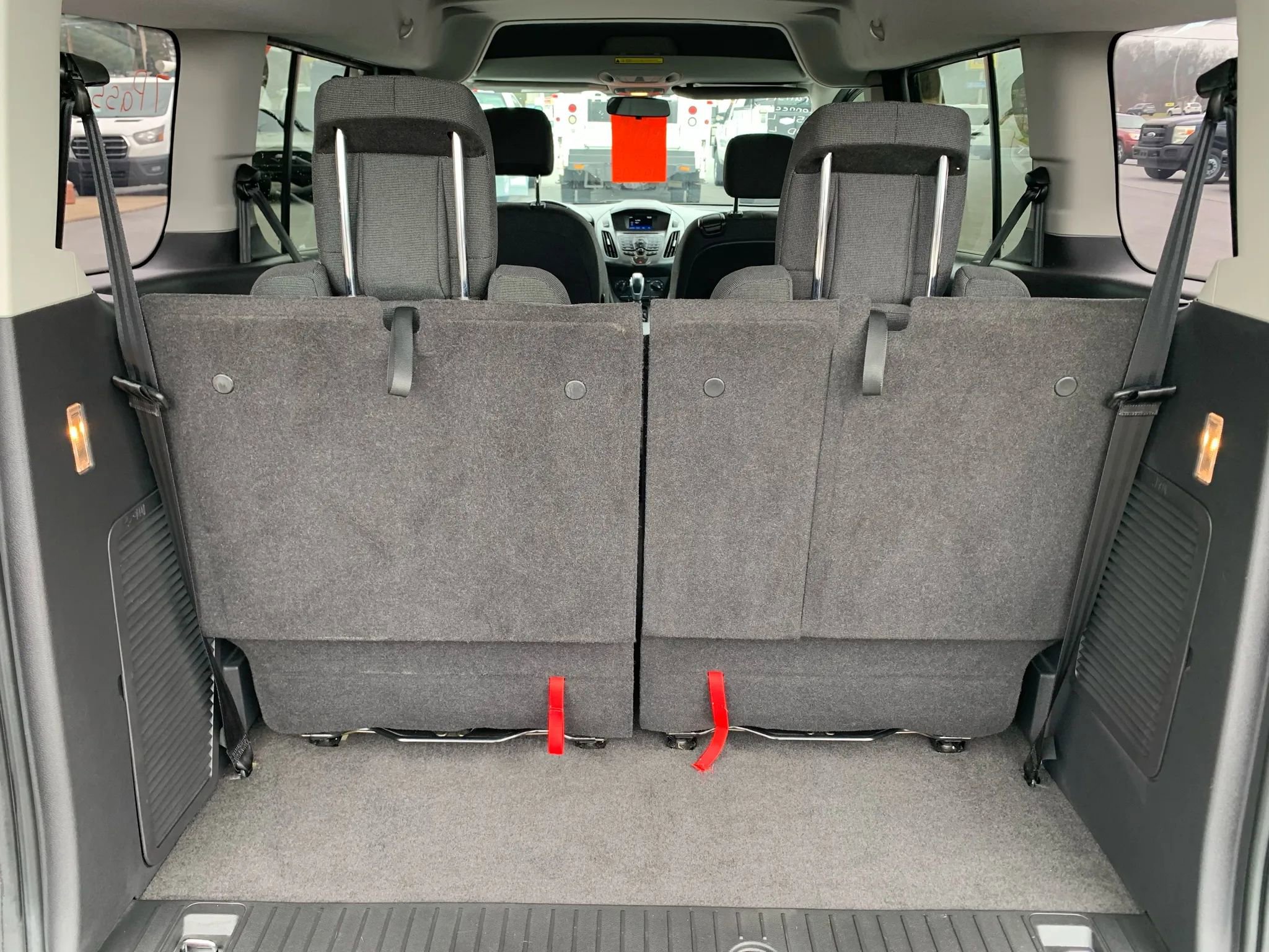 Used 2018 Ford Transit Connect XL image 33