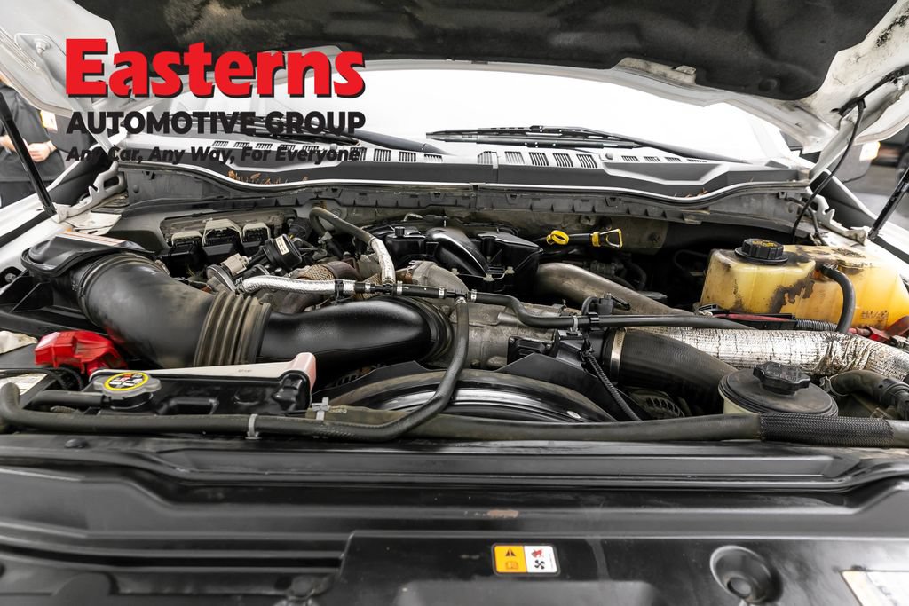 Used 2017 Ford F550 2WD Regular Cab Super Duty image 7