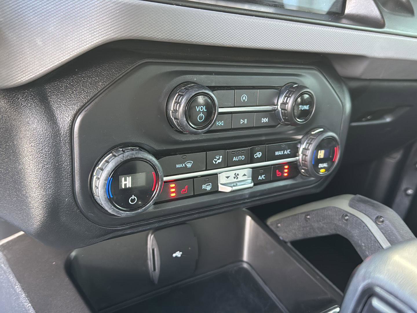 Certified 2023 Ford Bronco Everglades AWD/4WD image 24