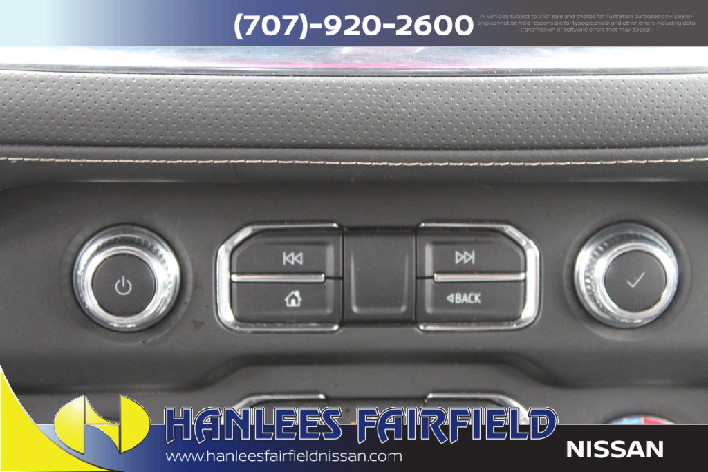 Used 2024 GMC Yukon SLT AWD/4WD image 24
