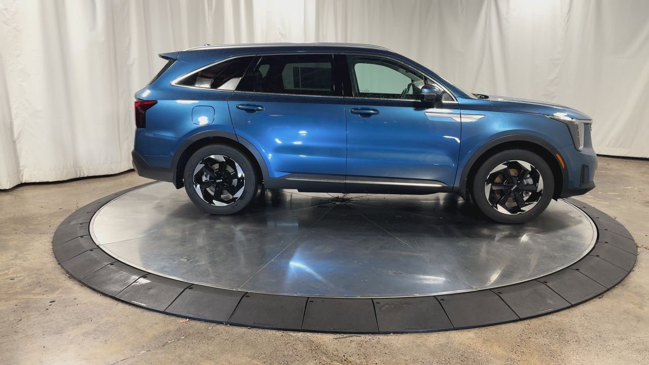 New 2026 Kia Sorento EX image 2