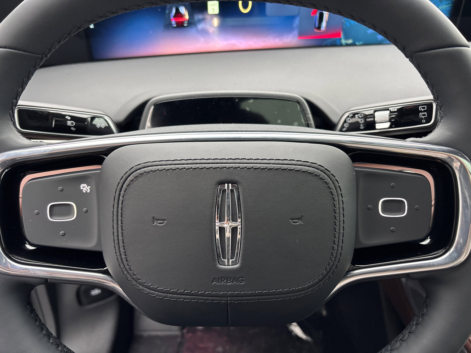 New 2026 Lincoln Nautilus Reserve image 16