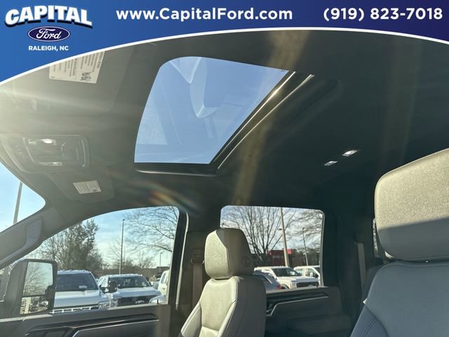 Used 2024 Chevrolet Silverado 2500 LTZ w/ LTZ Convenience Package image 21