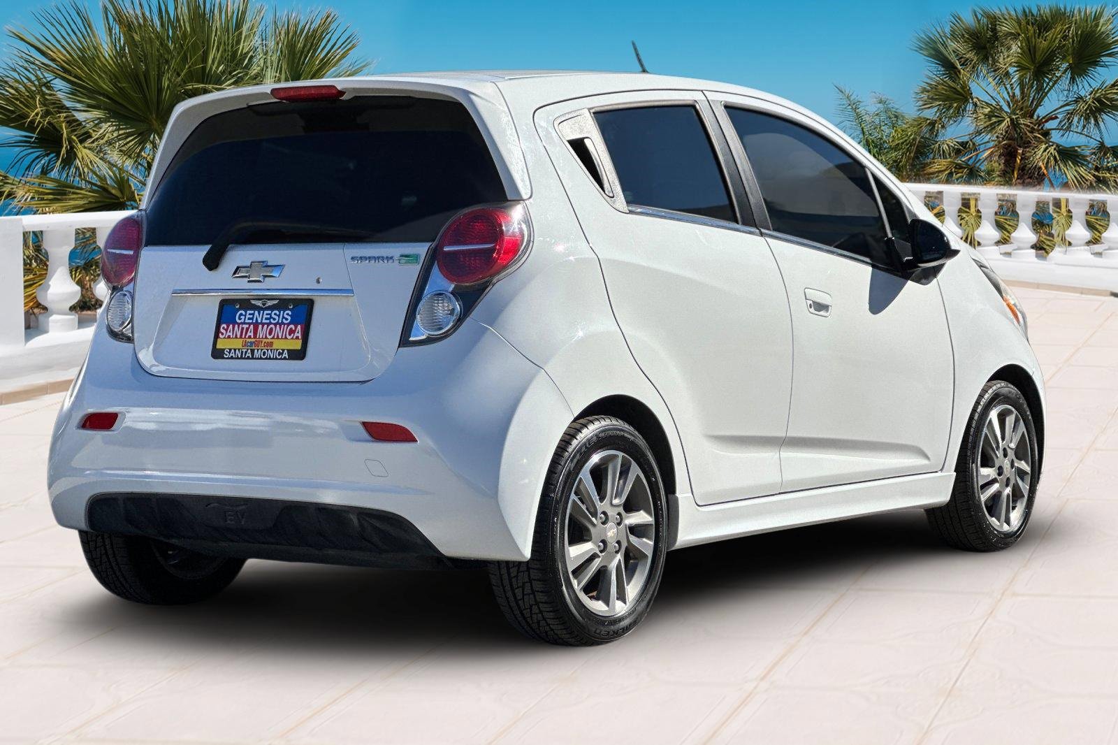 Used 2015 Chevrolet Spark LT image 4