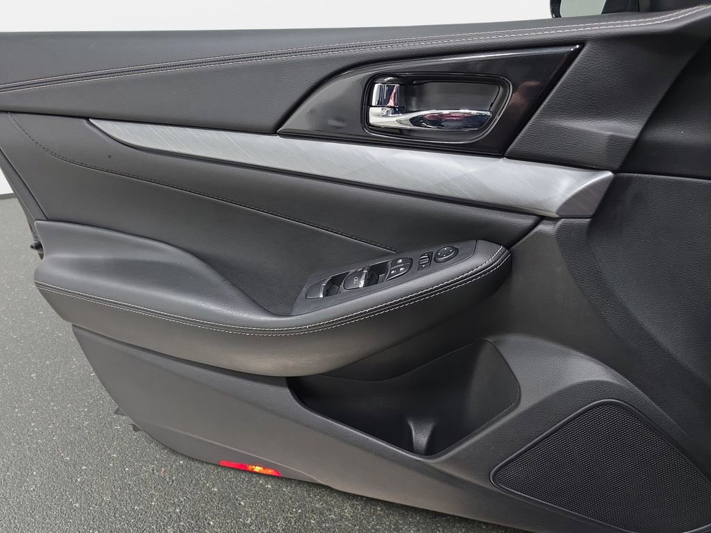 Used 2018 Nissan Maxima 3.5 SL FWD image 25