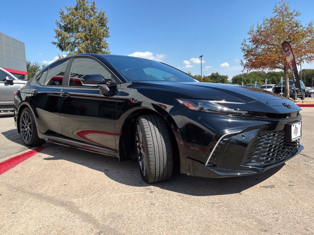 Used 2025 Toyota Camry XSE w/ Premium Plus Package FWD image 4