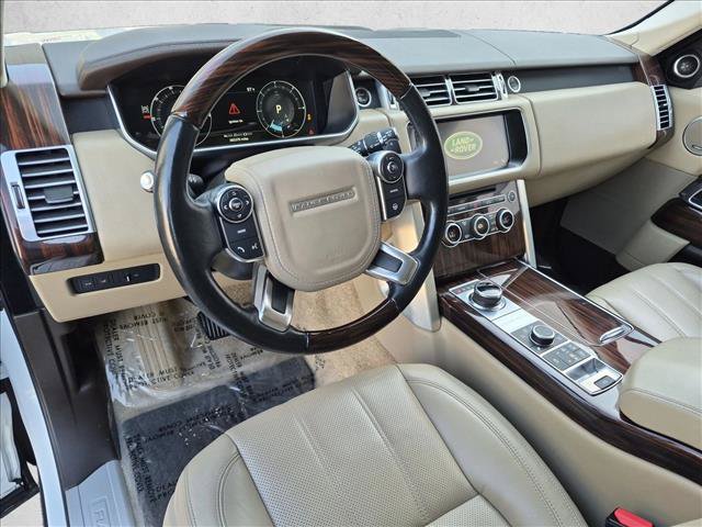 Used 2017 Land Rover Range Rover HSE AWD/4WD image 10