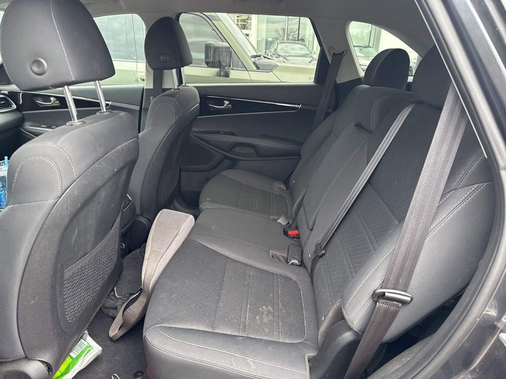Used 2020 Kia Sorento LX w/ LX I4 Convenience Package image 27