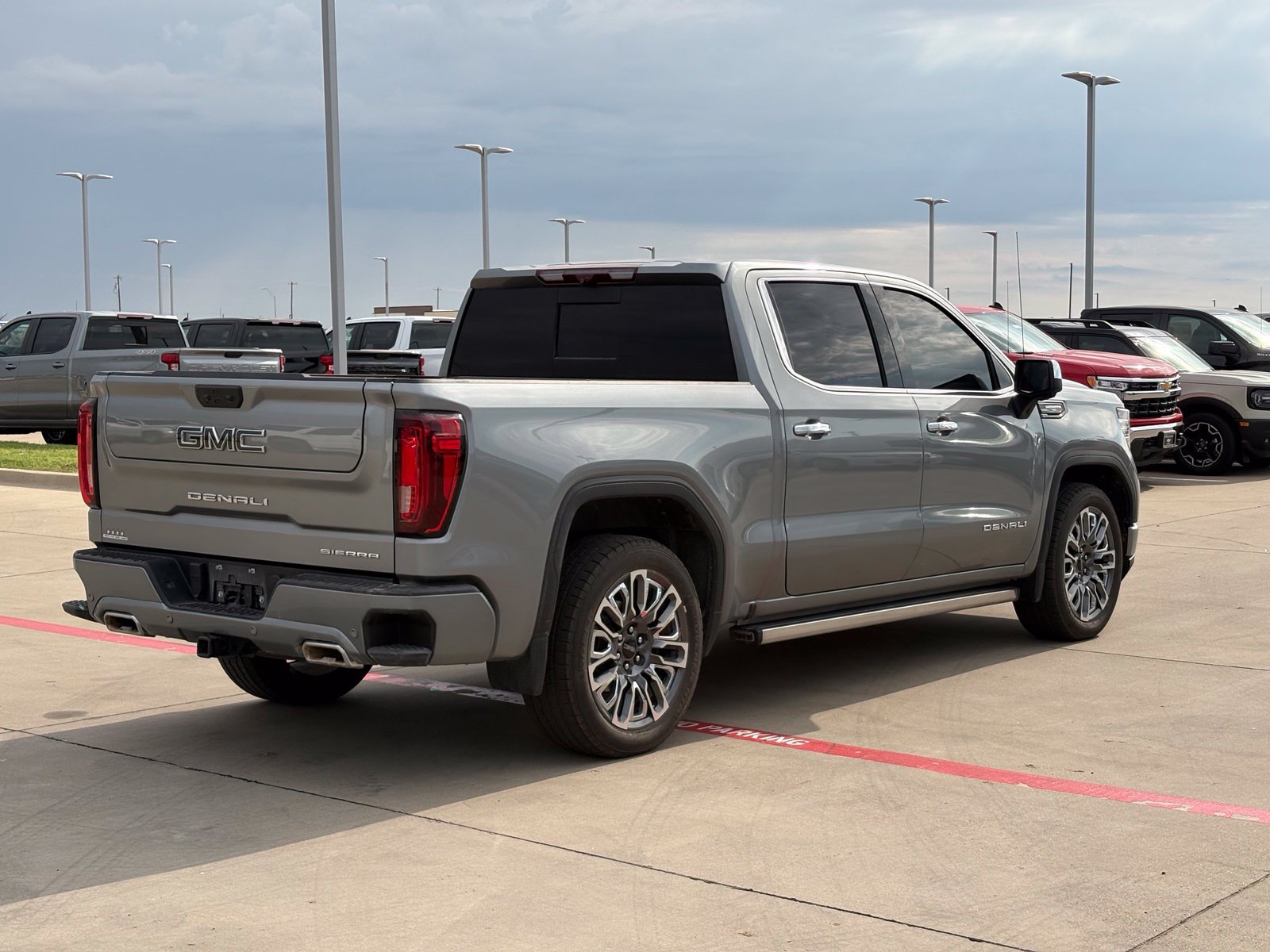 Certified 2024 GMC Sierra 1500 Denali Ultimate AWD/4WD image 7