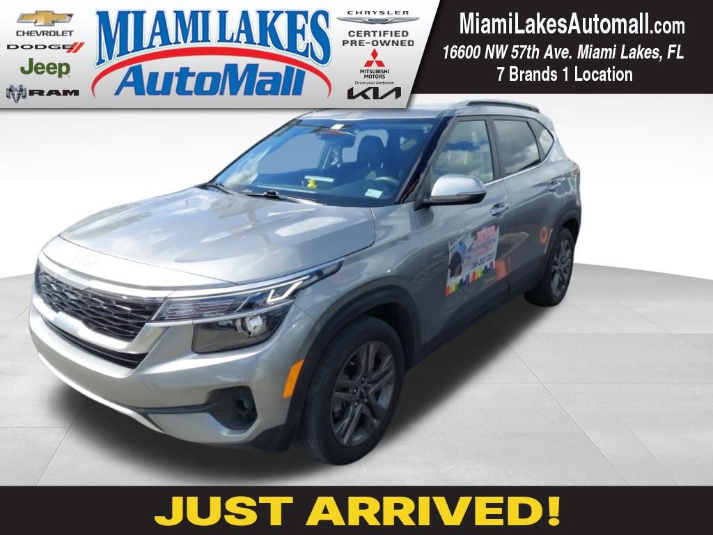 Used 2023 Kia Seltos S w/ Navigation Package image 1