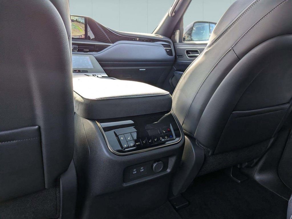 New 2026 INFINITI QX80 4WD w/ Sport Exterior Package image 26