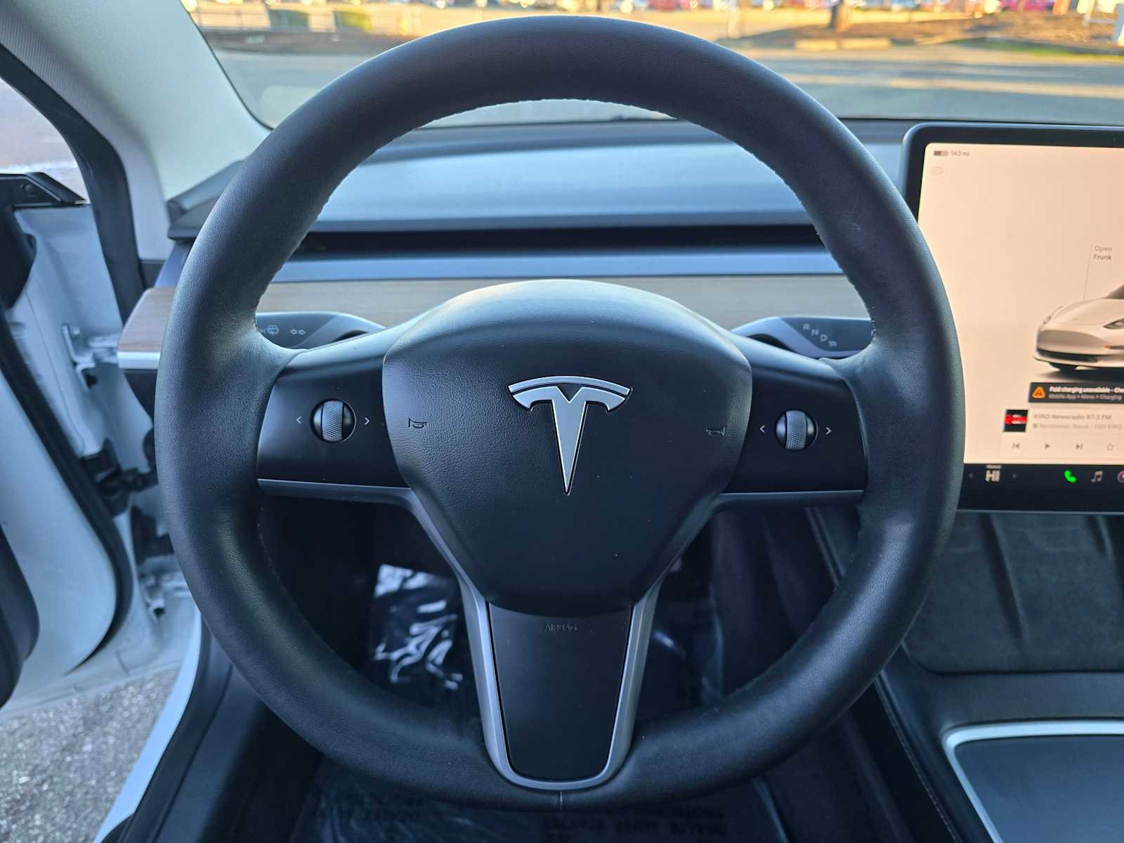 Used 2023 Tesla Model 3 Standard Range image 24