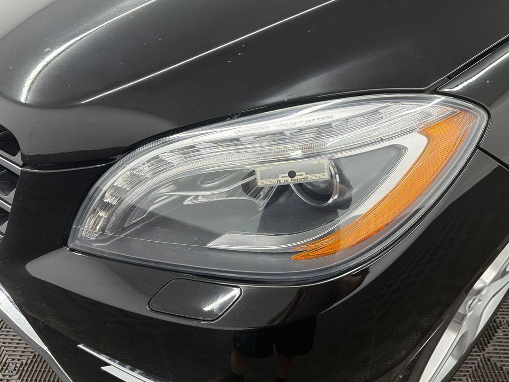 Used 2013 Mercedes-Benz ML 550 4MATIC image 12