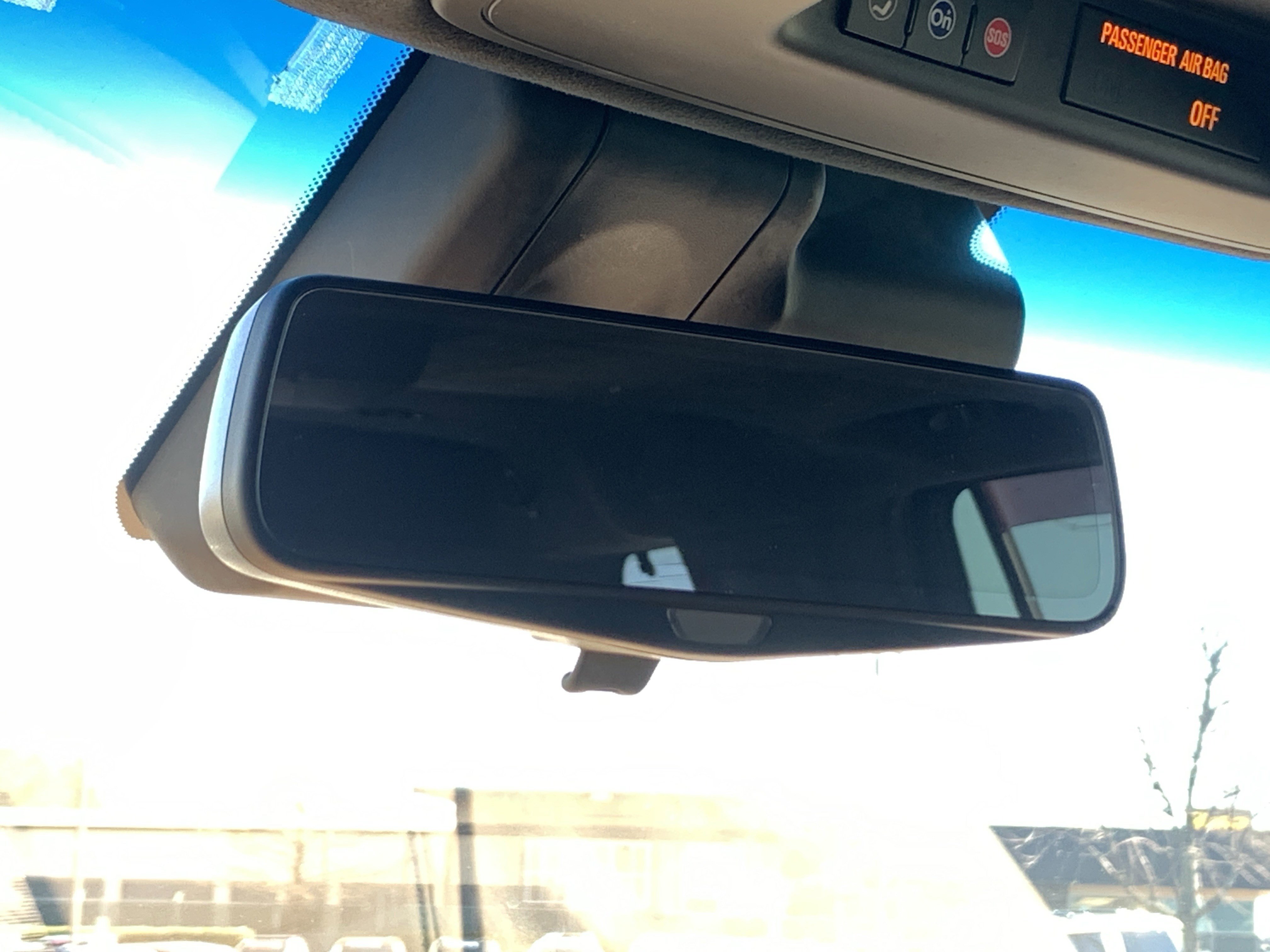 Used 2017 Cadillac Escalade Platinum image 27