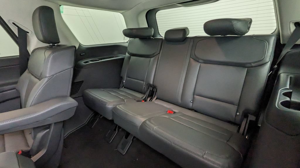 New 2027 Ford Expedition Active AWD/4WD image 34