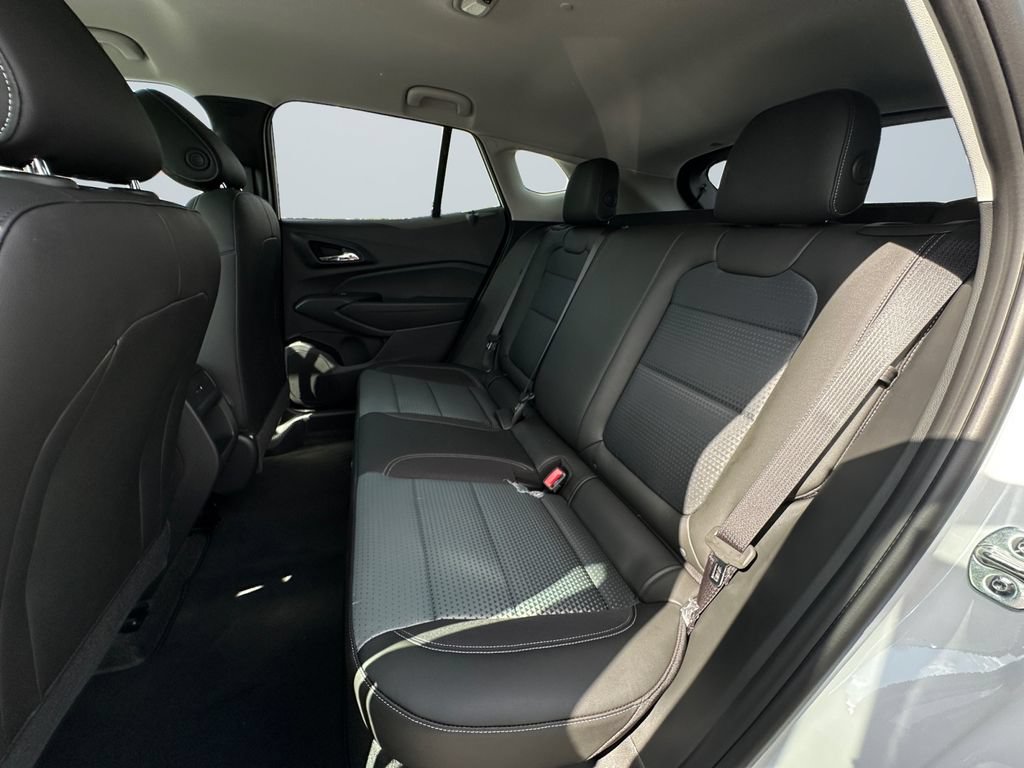 New 2026 Chevrolet Trax LT w/ Driver Confidence Package FWD image 13