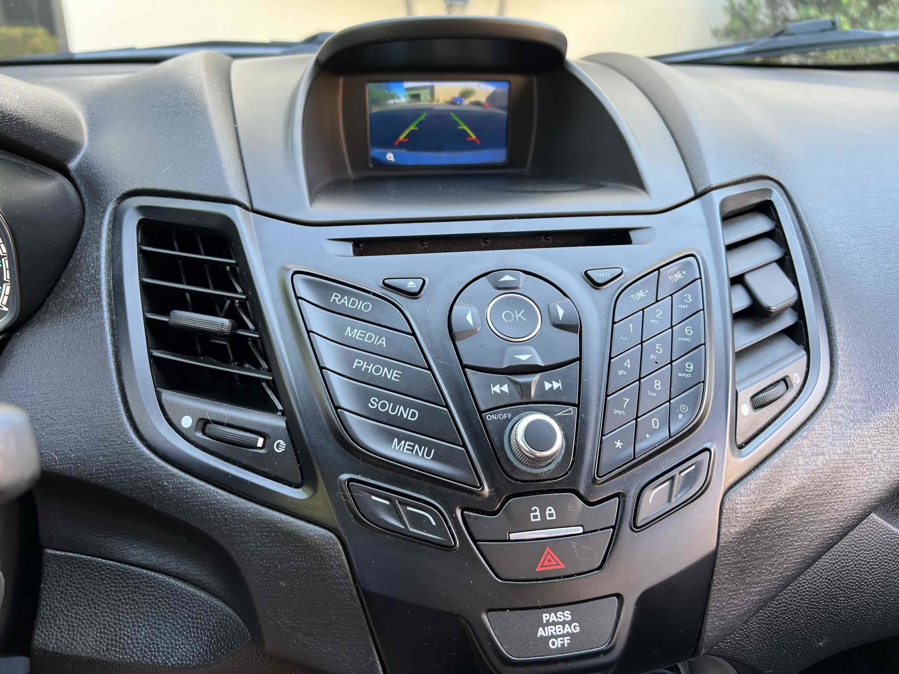 Used 2019 Ford Fiesta SE image 6