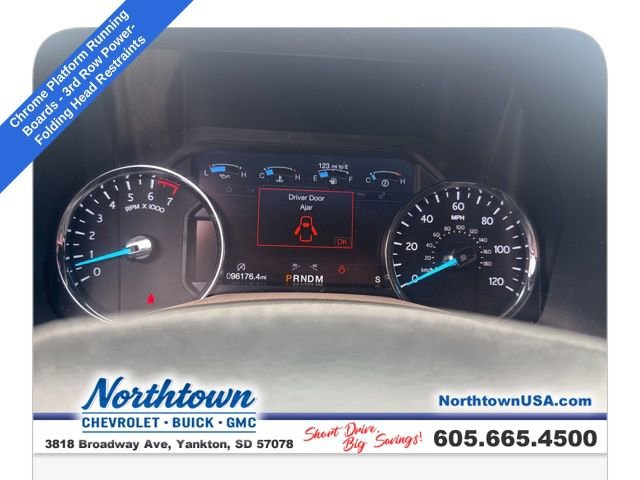 Used 2019 Ford Expedition XLT w/ Equipment Group 202A AWD/4WD image 14
