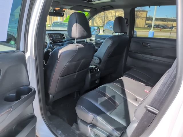 Used 2023 Honda Passport TrailSport image 28