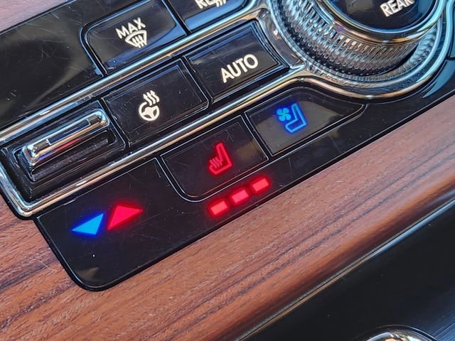 Certified 2021 Lincoln Aviator Reserve w/ Equipment Group 201A image 25