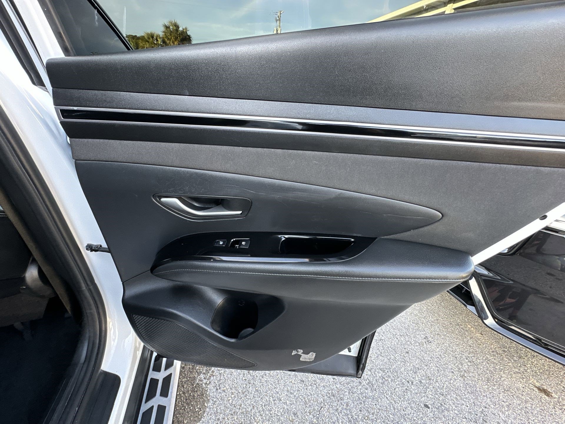 Used 2023 Hyundai Tucson Limited w/ Cargo Package image 32