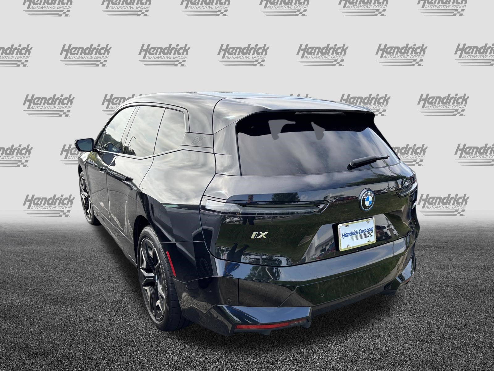 Certified 2024 BMW iX xDrive50 w/ Premium Package AWD/4WD image 7