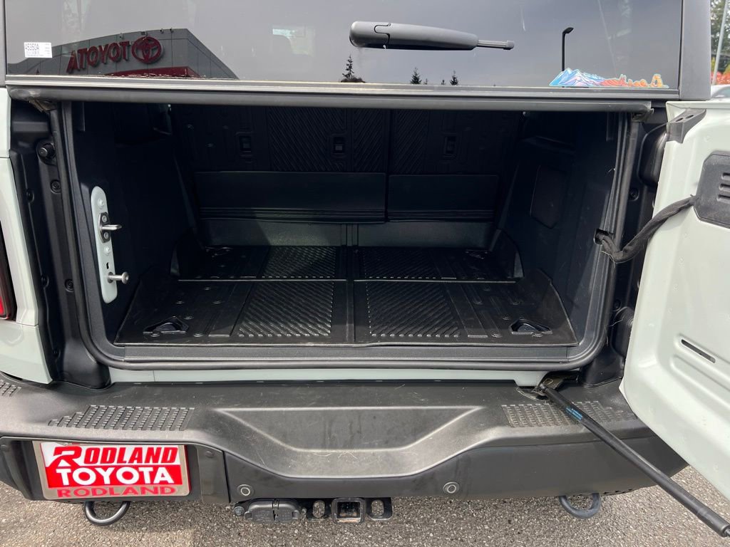 Used 2024 Ford Bronco Badlands image 9