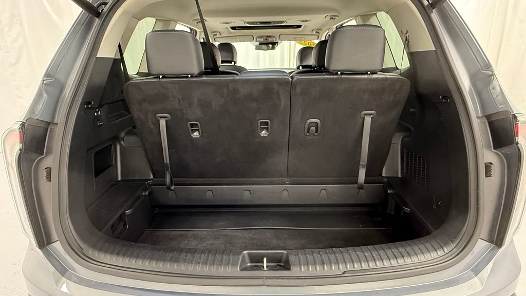 Used 2023 Kia Telluride EX w/ EX Captain's Chair Package AWD/4WD image 30