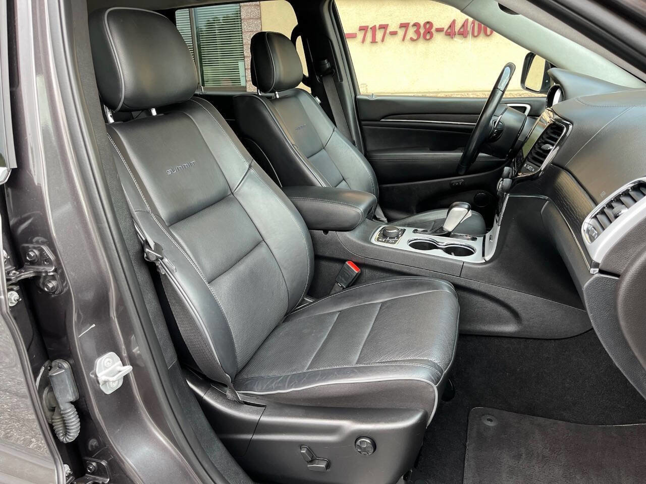 Used 2021 Jeep Grand Cherokee Summit w/ Platinum Series Group image 8