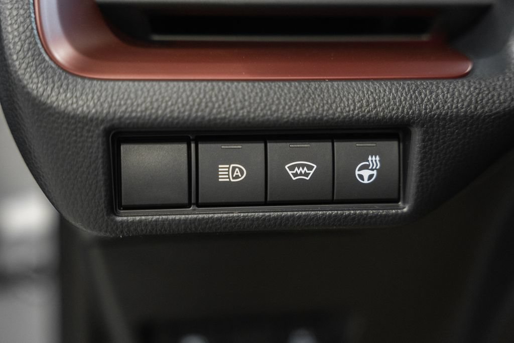 New 2026 Toyota Prius Plug-In Hybrid FWD image 35