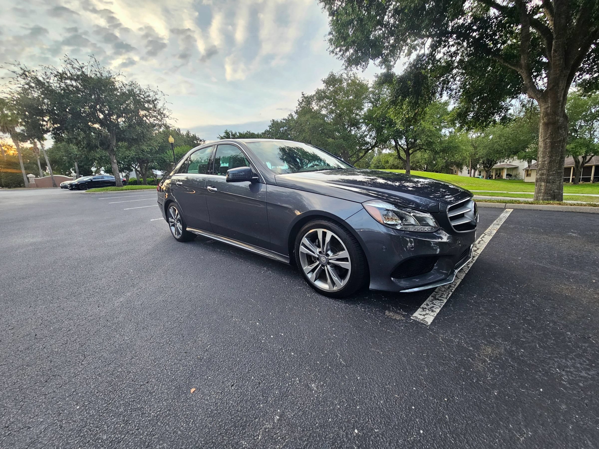 Used 2016 Mercedes-Benz E 350 Sedan image 4