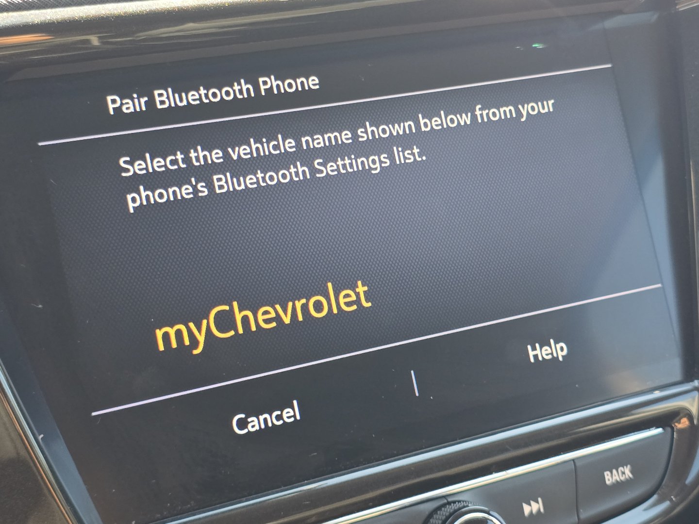 Certified 2022 Chevrolet TrailBlazer LT w/ Convenience Package FWD image 5
