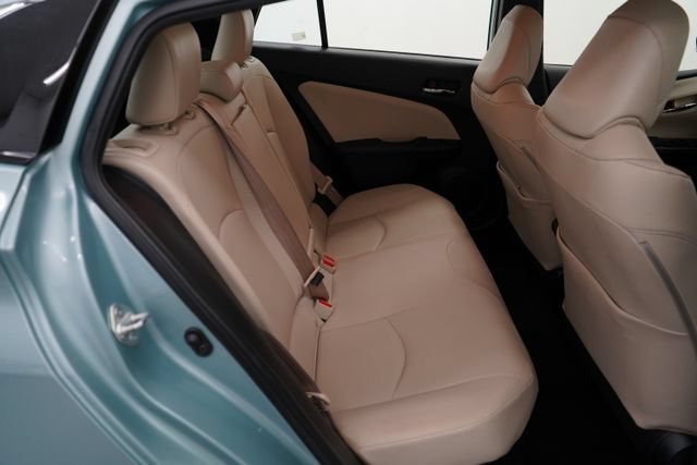 Used 2020 Toyota Prius XLE AWD/4WD image 45