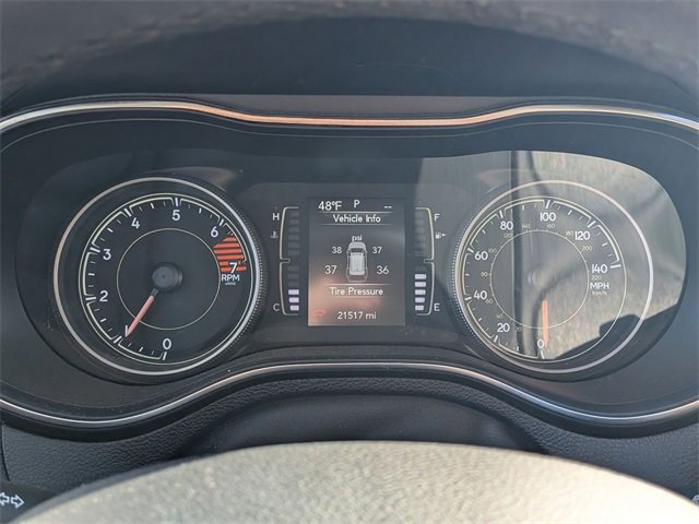 Used 2019 Jeep Cherokee Latitude Plus image 12