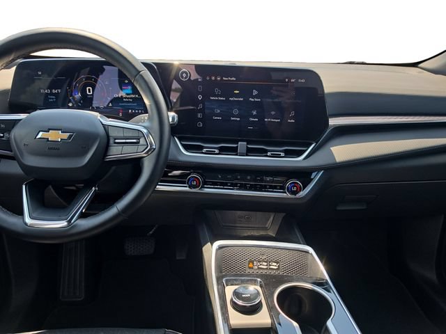 Used 2026 Chevrolet Equinox LT w/ Convenience Package II FWD image 12
