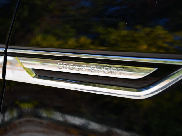 New 2026 Volkswagen Atlas Cross Sport SE AWD/4WD image 10