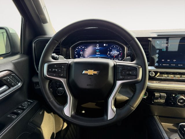 Used 2023 Chevrolet Silverado 1500 LTZ AWD/4WD image 12