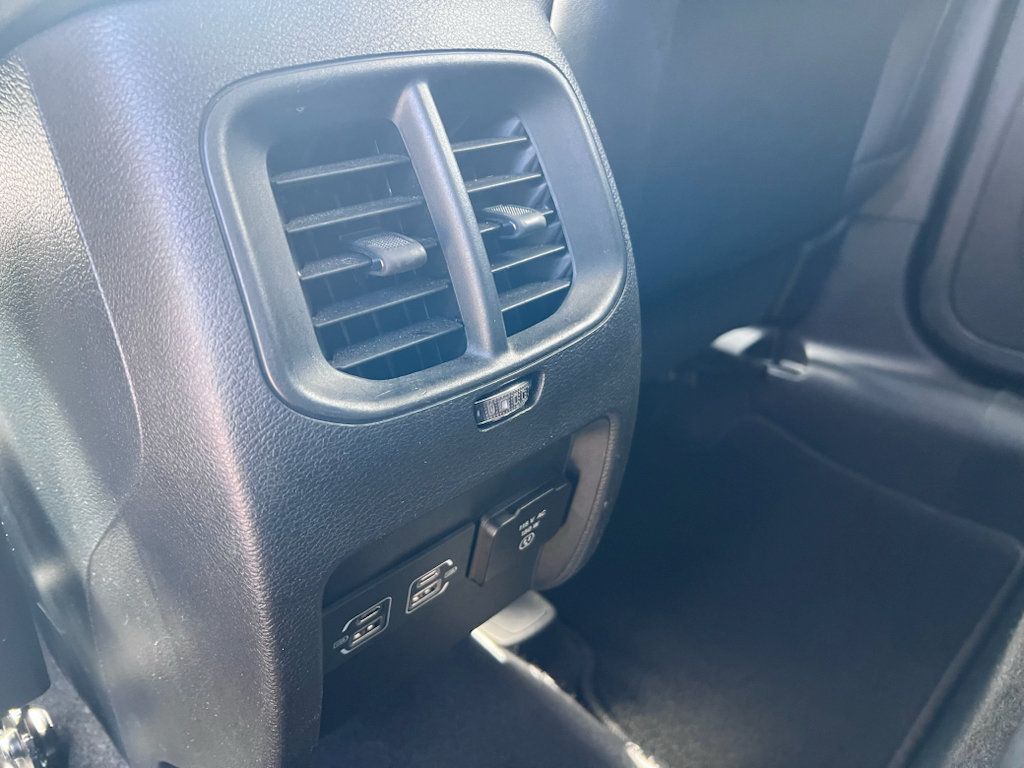 Certified 2023 Jeep Cherokee Altitude Lux AWD/4WD image 19