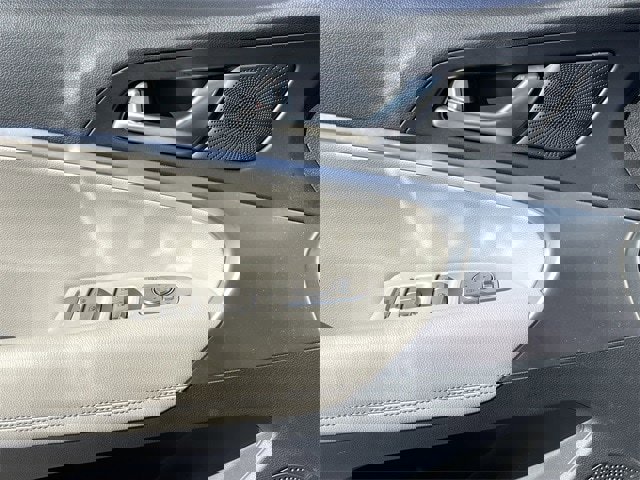 Used 2025 Genesis G70 2.5T image 22