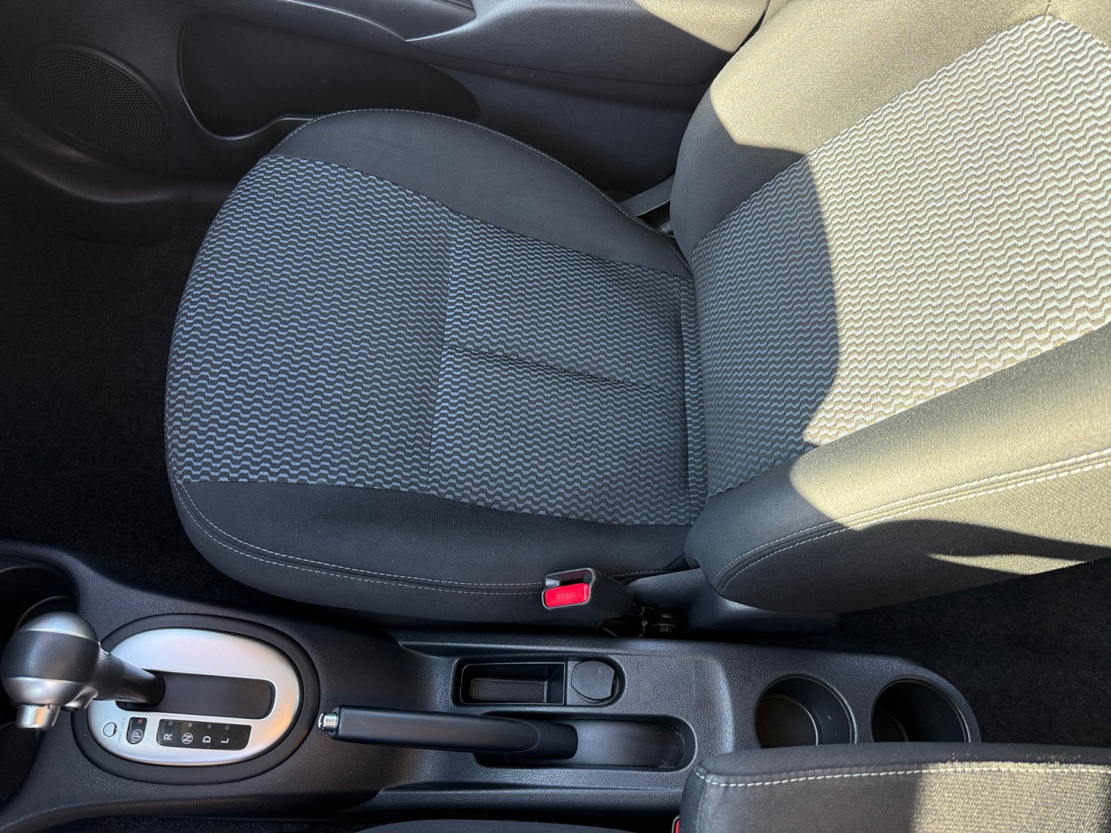 Used 2014 Nissan Versa Note SV FWD image 14