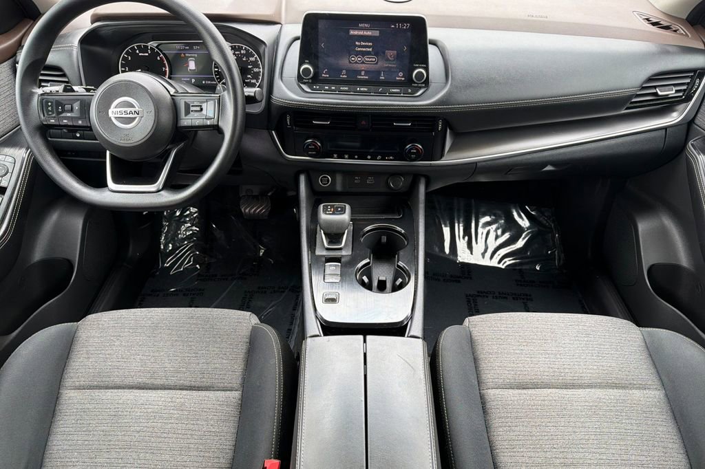 Used 2021 Nissan Rogue SV FWD image 13