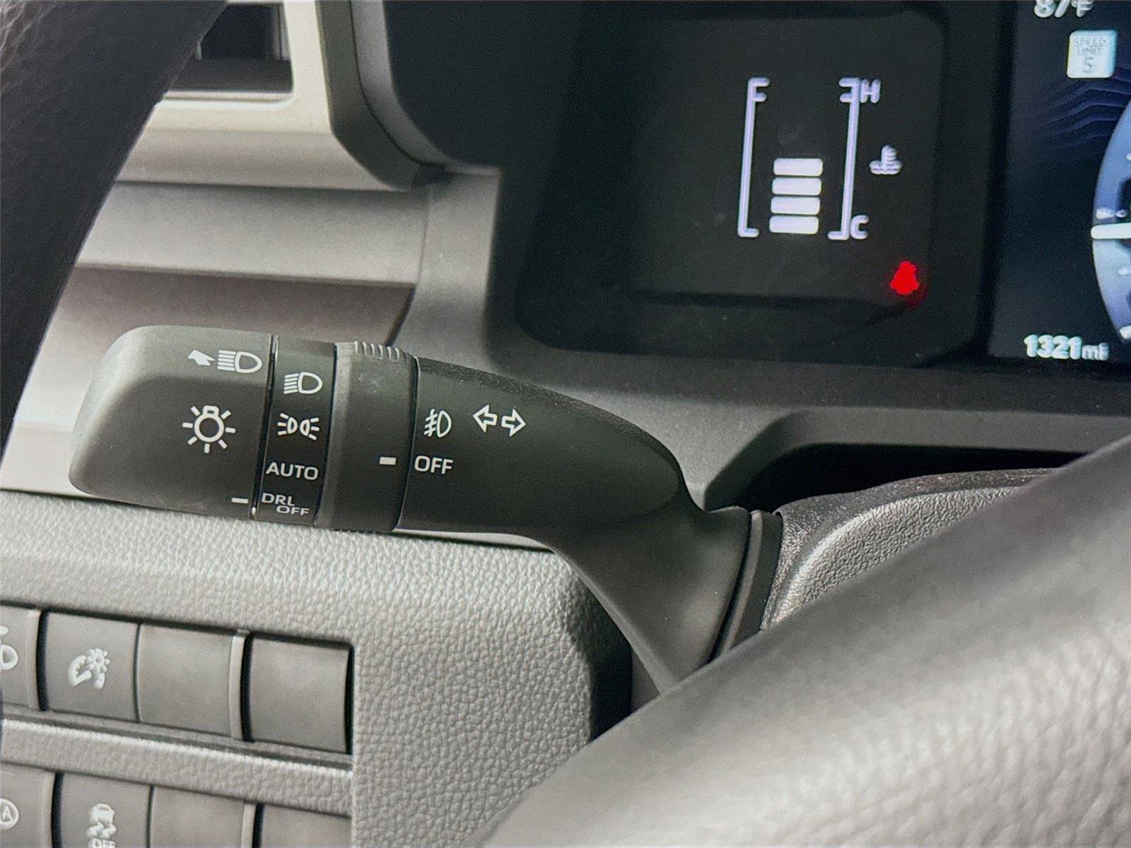 Used 2026 Toyota Tacoma SR5 RWD image 5