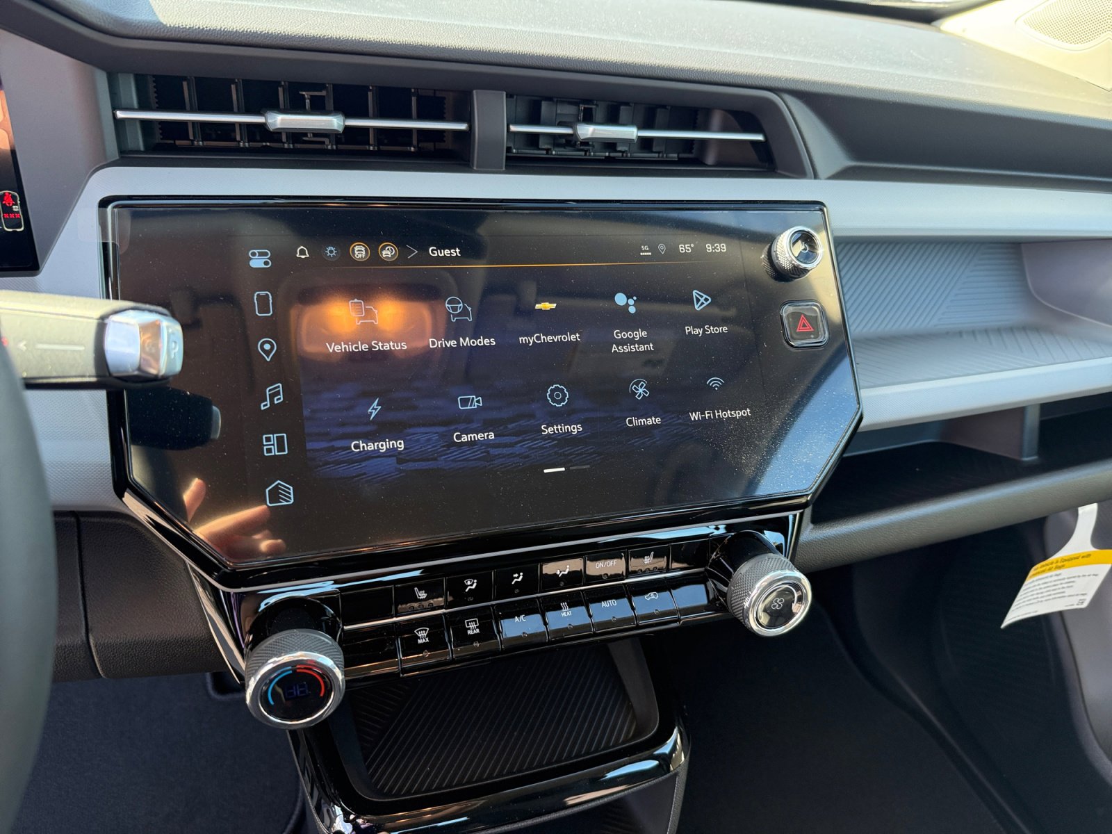 New 2027 Chevrolet Bolt LT image 12