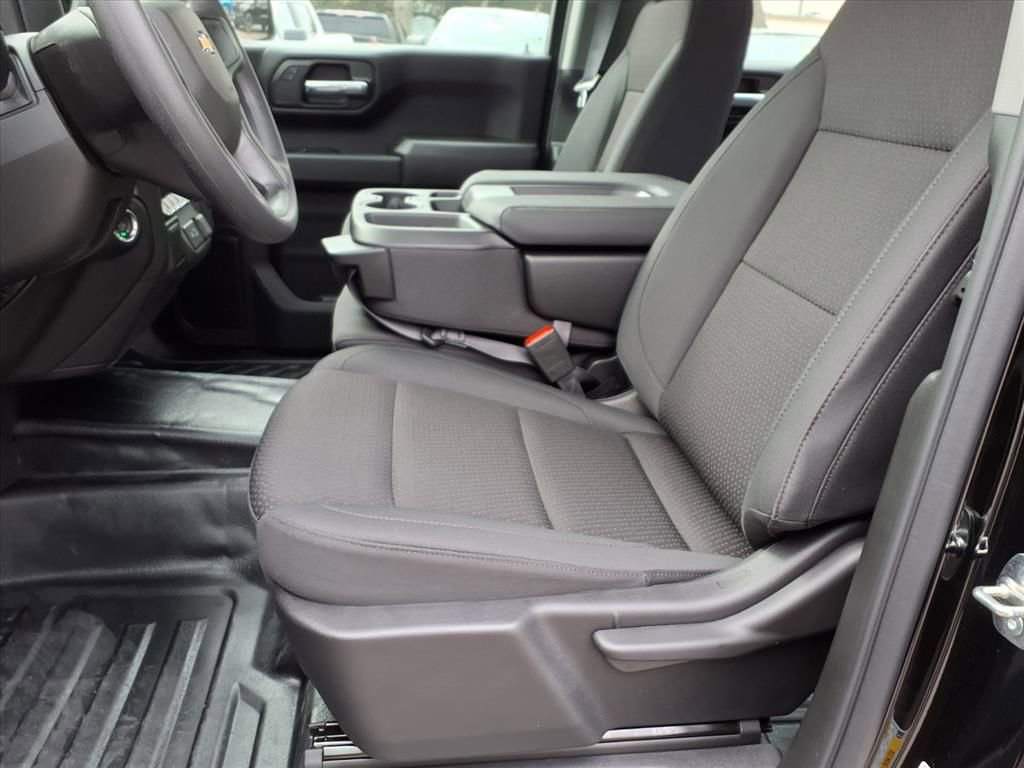 New 2026 Chevrolet Silverado 1500 W/T w/ LPO, Dark Essentials Package image 8