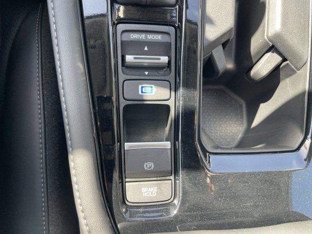 Used 2025 Honda Accord Touring image 17