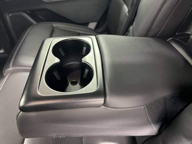 Used 2022 Ford Explorer XLT w/ Equipment Group 202A image 13