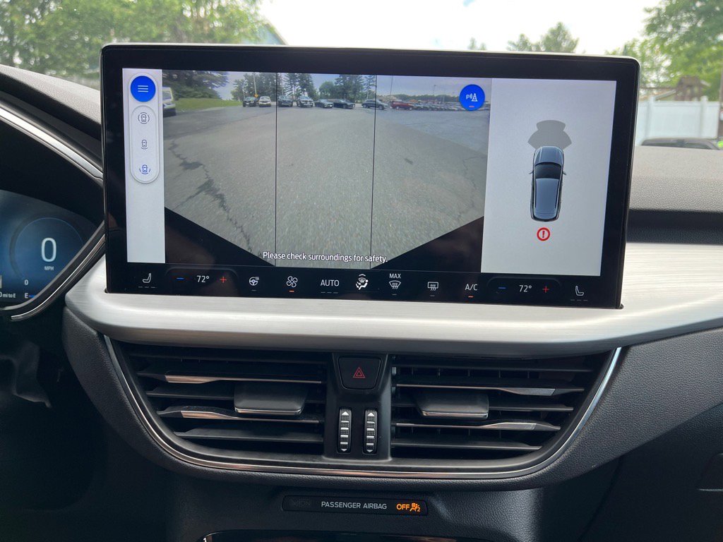 Used 2023 Ford Escape Platinum image 26