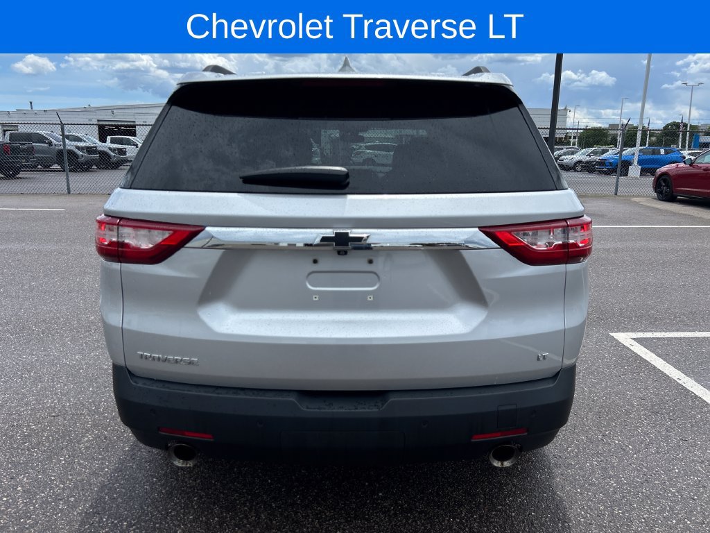 Used 2020 Chevrolet Traverse LT FWD image 7